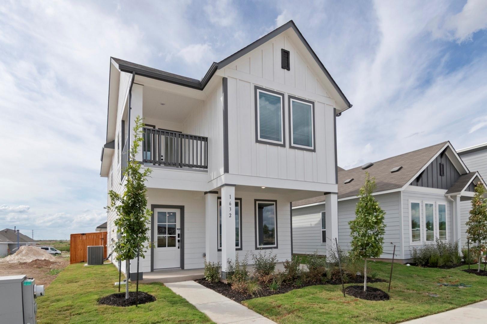 1632 Esplanade, San Marcos, TX 78666 — photo 1