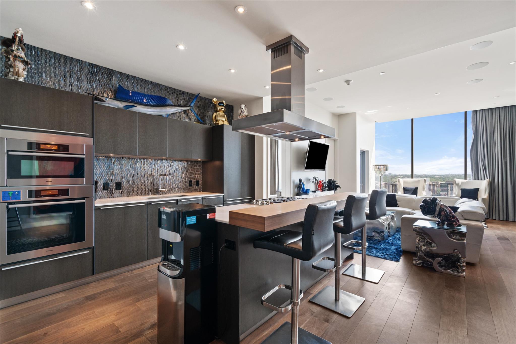 210 Lavaca, Austin, TX 78701 — photo 1