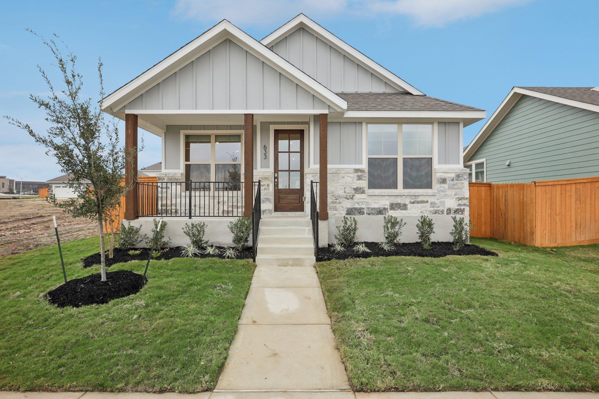 633 Salamander, San Marcos, TX 78666 — photo 1