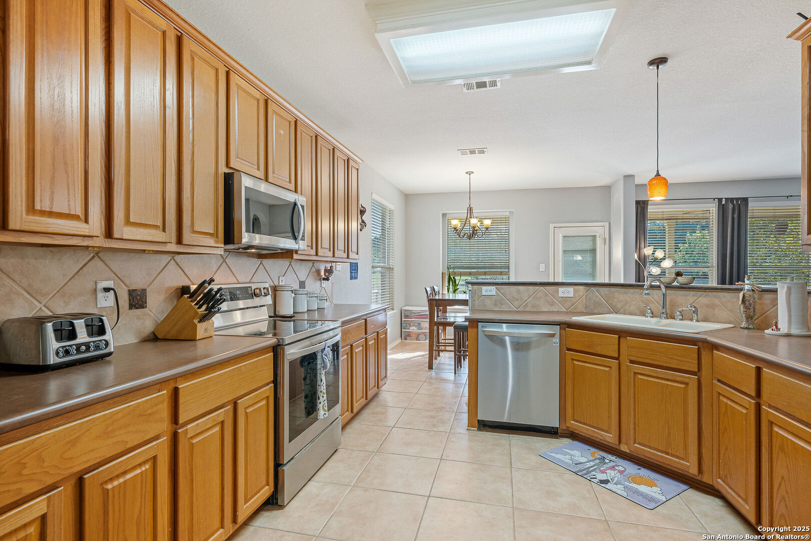 8306 Piney Wood Run, , 78255 — photo 1