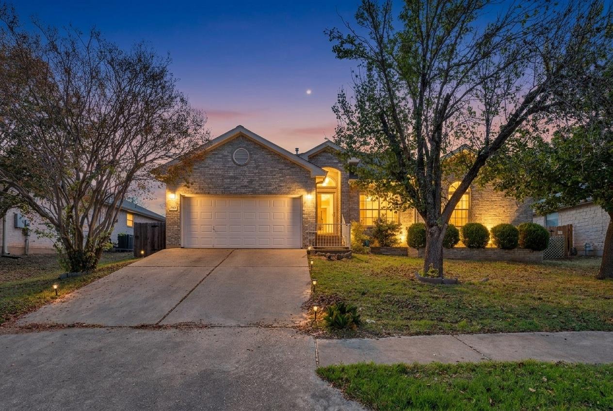 2317 Chestnut, Round Rock, TX 78664 — photo 1