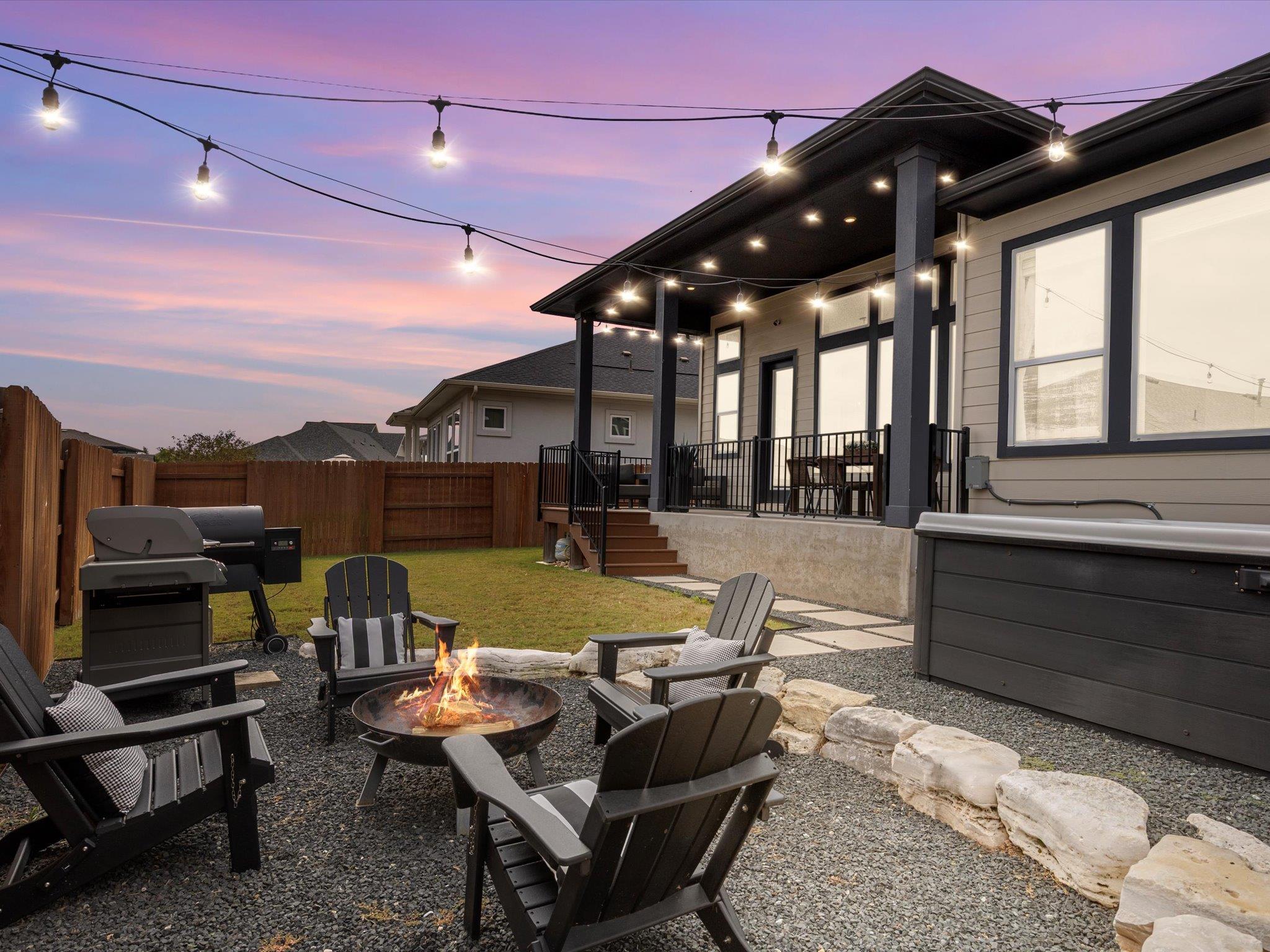 9001 Centurion, Austin, TX 78744 — photo 1