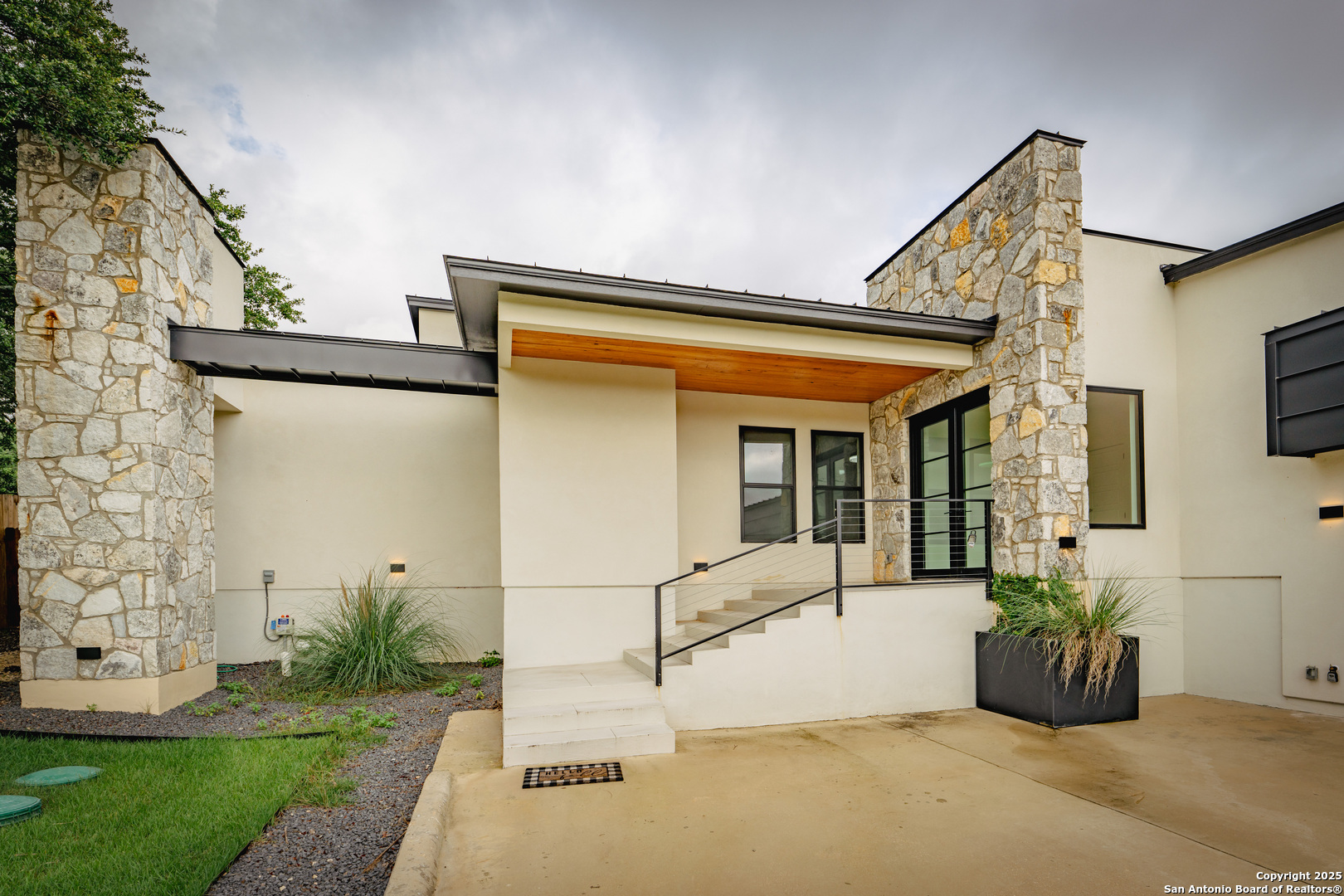 603 Spacious Sky, , 78260 — photo 1