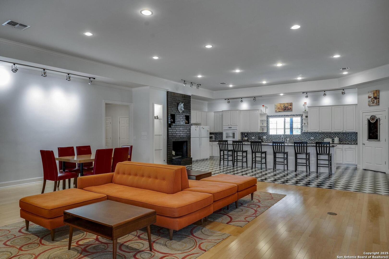14510 Fm 306, , 78133 — photo 1