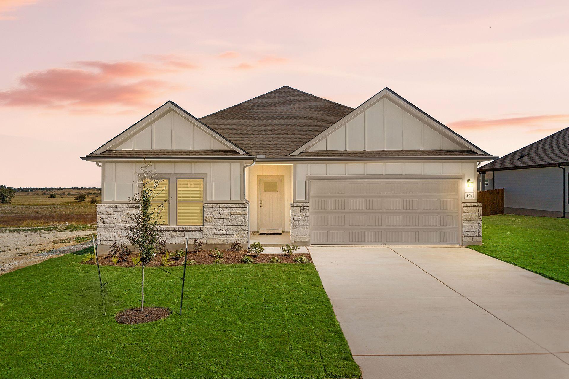 204 Sleep Hollow, Jarrell, TX 76537 — photo 1