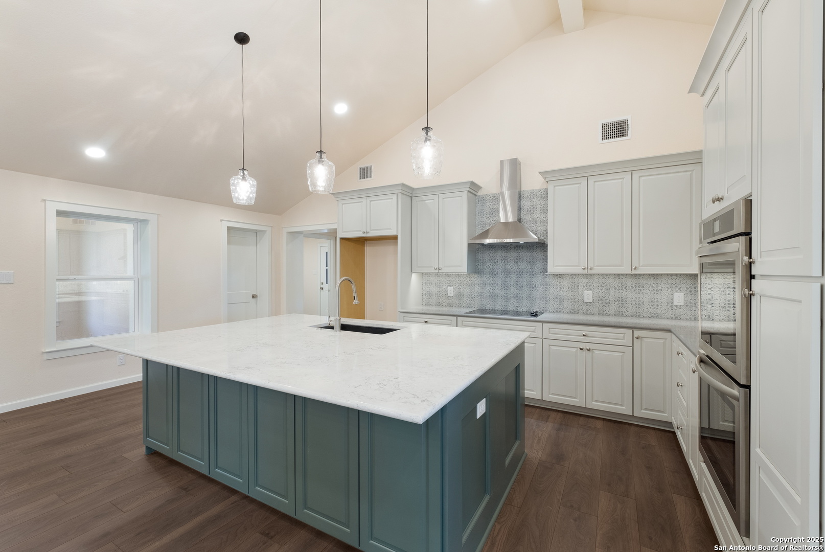 355 Fm 1796, , 78850 — photo 1