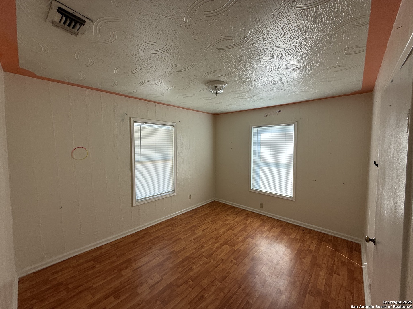 359 San Horacio, ,  78237 — photo 1