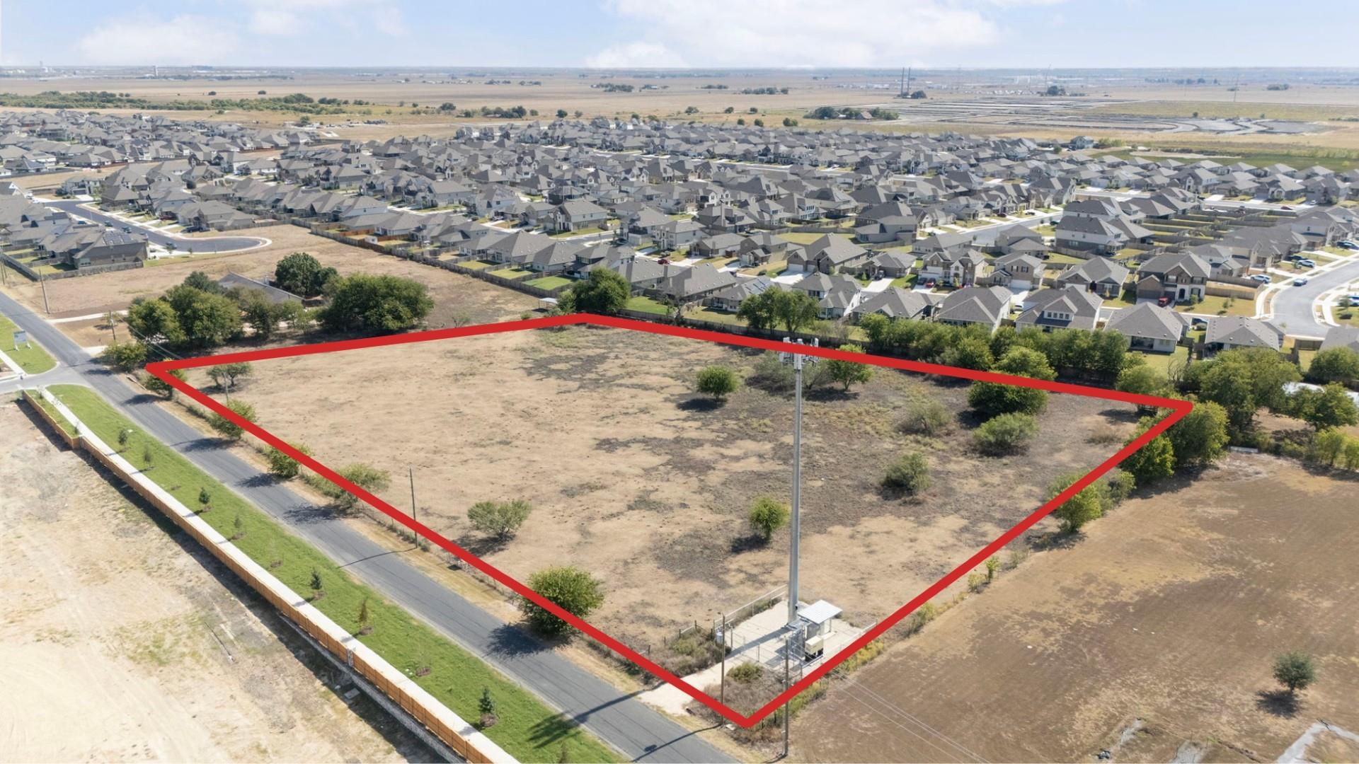 828 County Road 132, Hutto, TX 78634 — photo 1