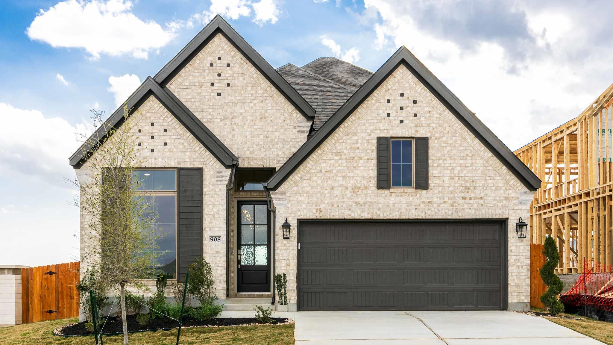 908 Lariat, Liberty Hill, TX 78642 — photo 1