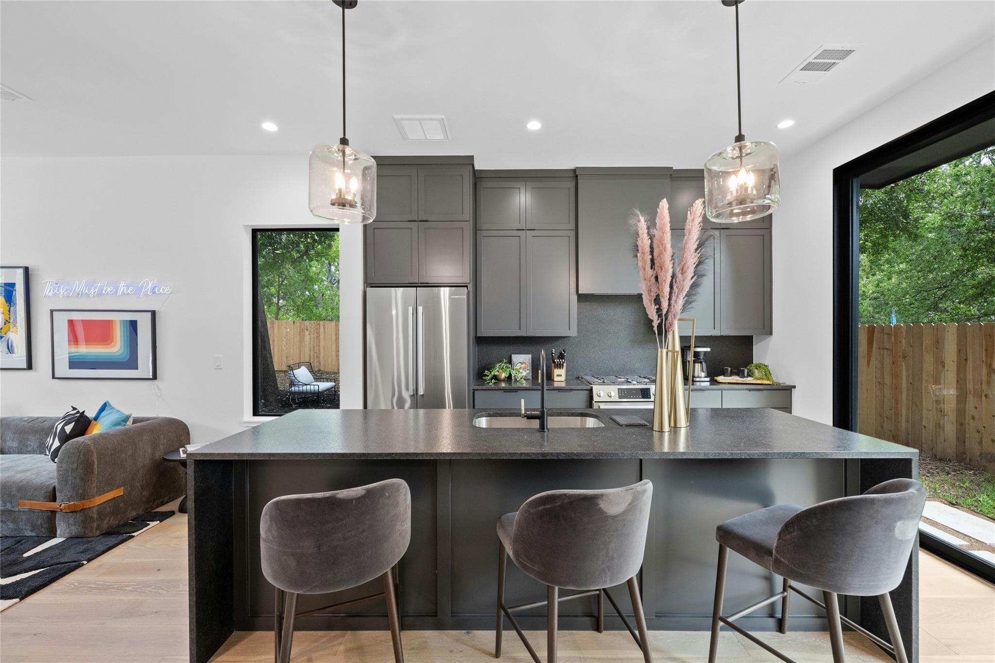2008 Gathright, Austin, TX 78704 — photo 1