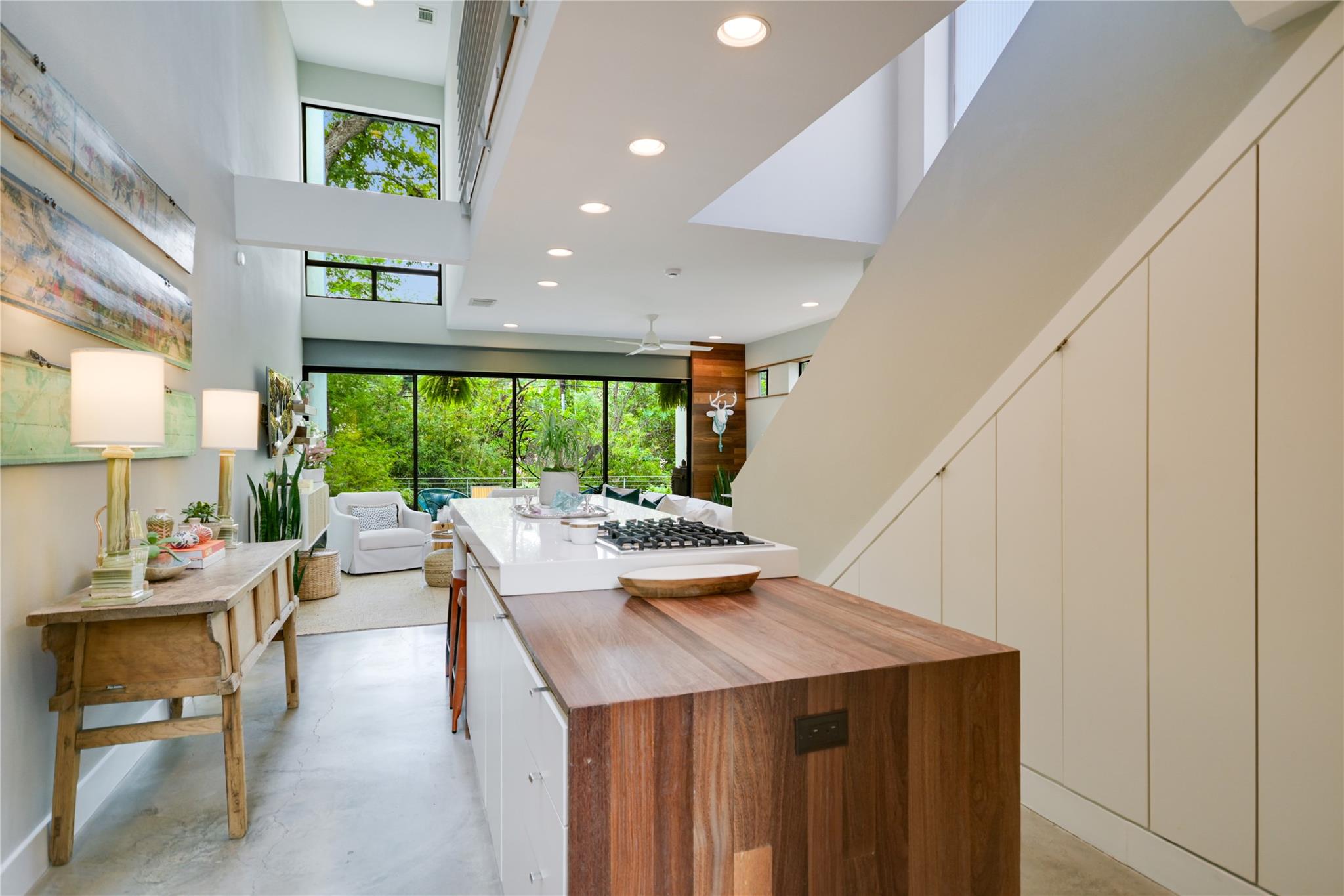 1715 Giles, Austin, TX 78722 — photo 1