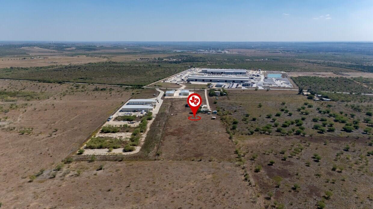 6802 Old Bastrop, San Marcos, TX 78666 — photo 1