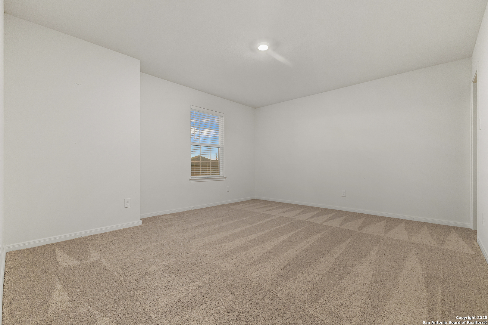 15102 jetfire, , 78073 — photo 1