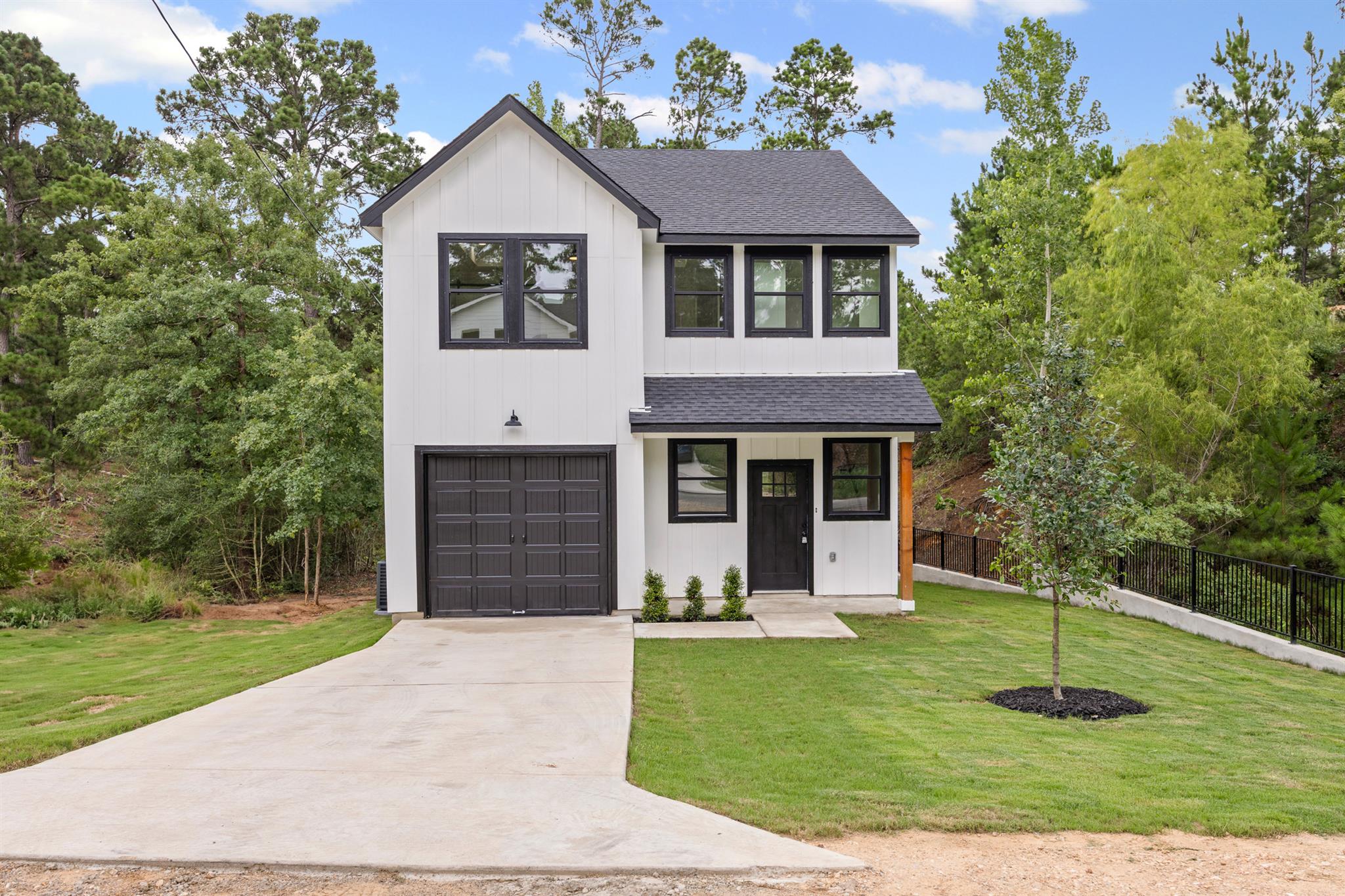 161 Honopu, Bastrop, TX 78602 — photo 1