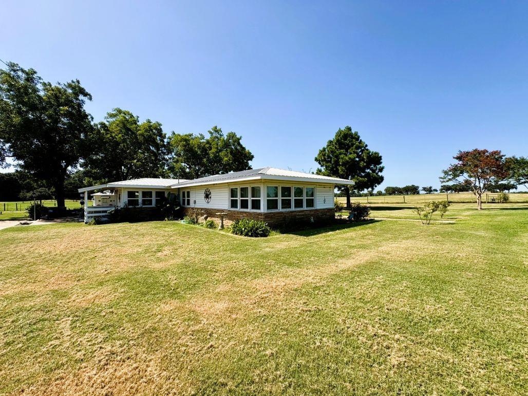 9596 Us Highway 79, Hearne, TX 77859 — photo 1