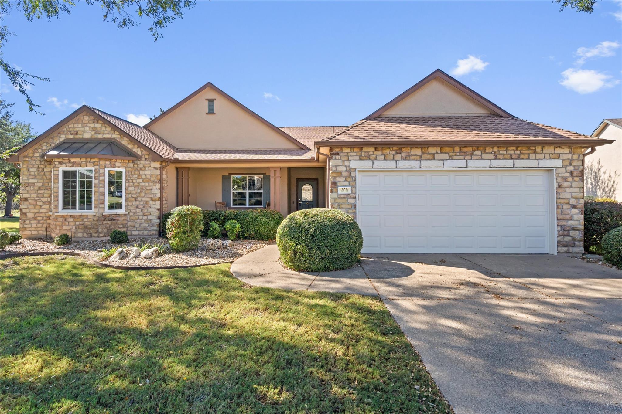 400 Dawson, Georgetown, TX 78633 — photo 1