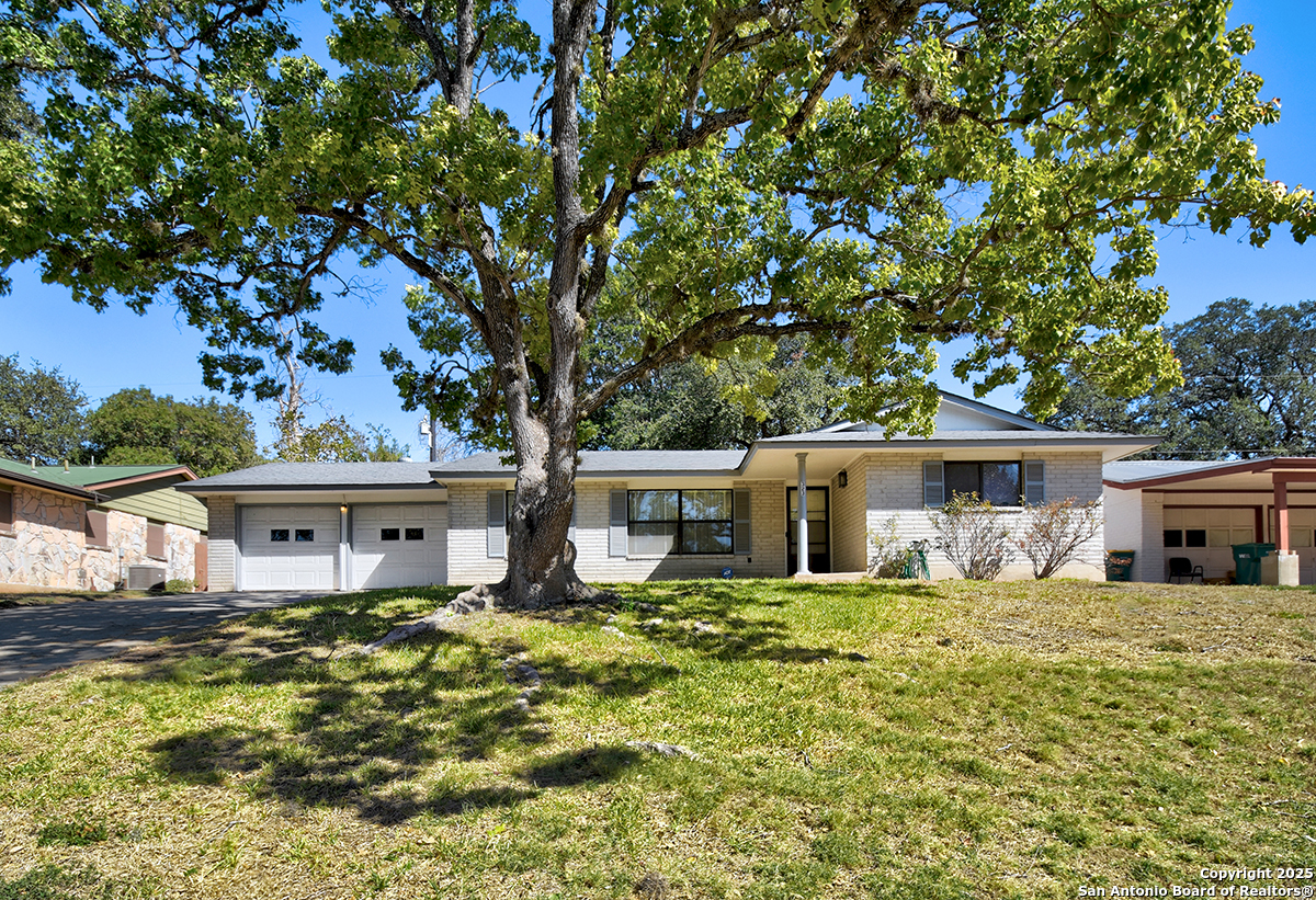 323 Shin Oak, Live Oak, TX 78233 — photo 1