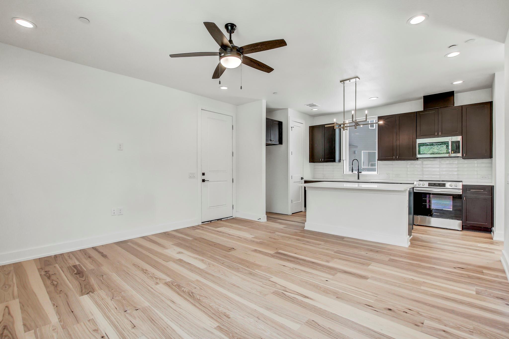 4127 12th, Austin, TX 78721 — photo 1
