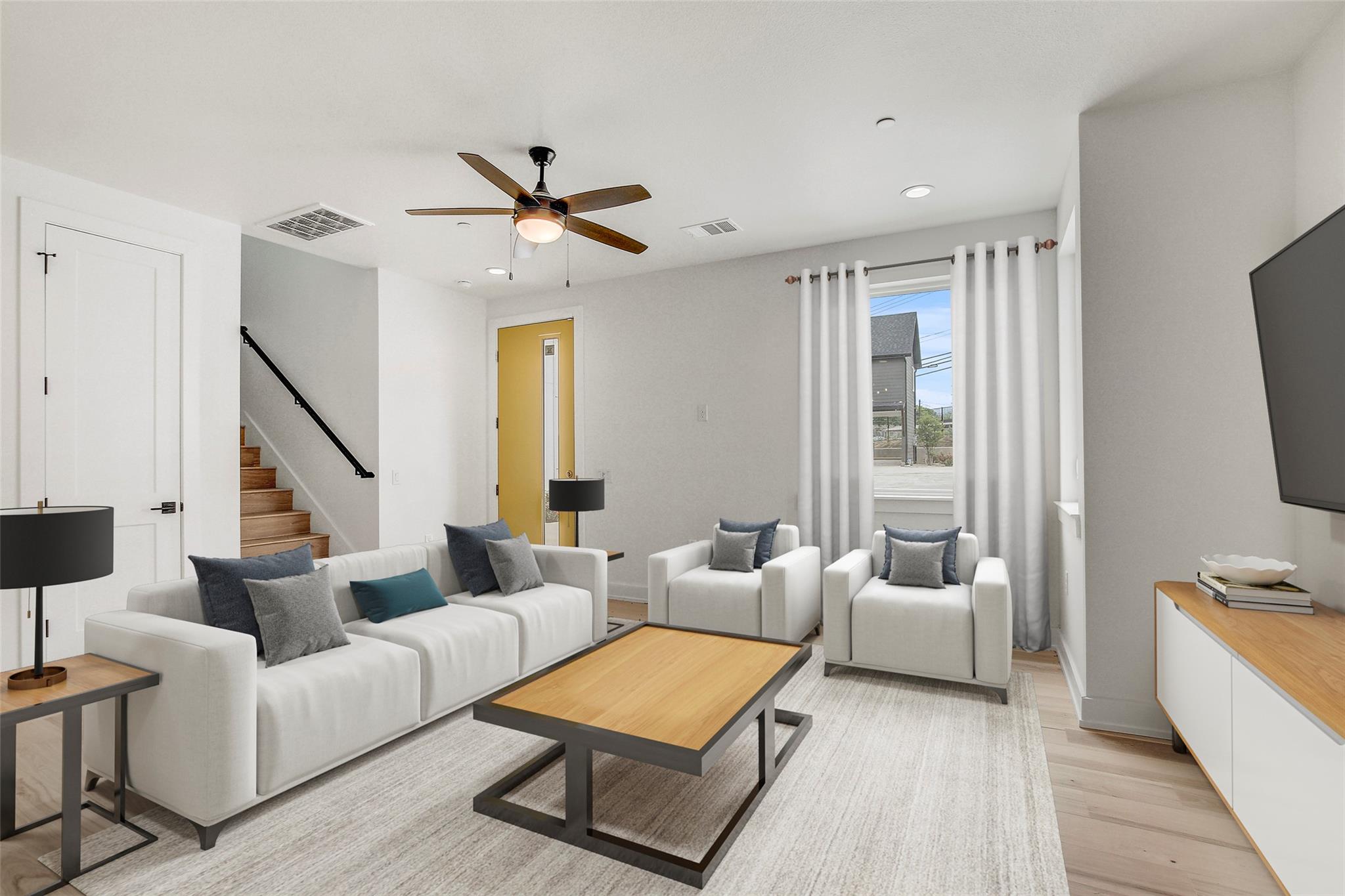4127 12th, Austin, TX 78721 — photo 1