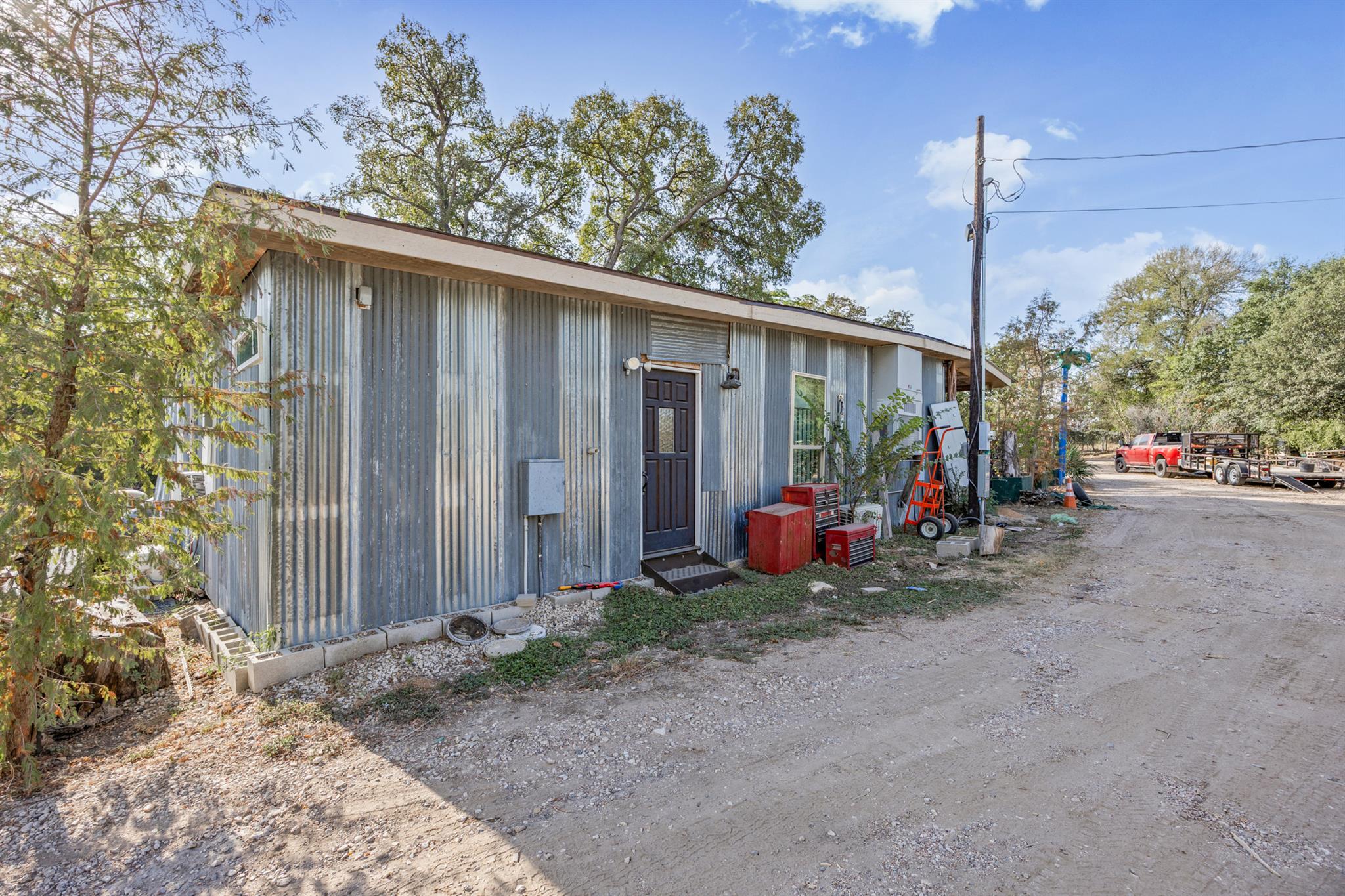 6400 Wilcab, Austin, TX 78721 — photo 1