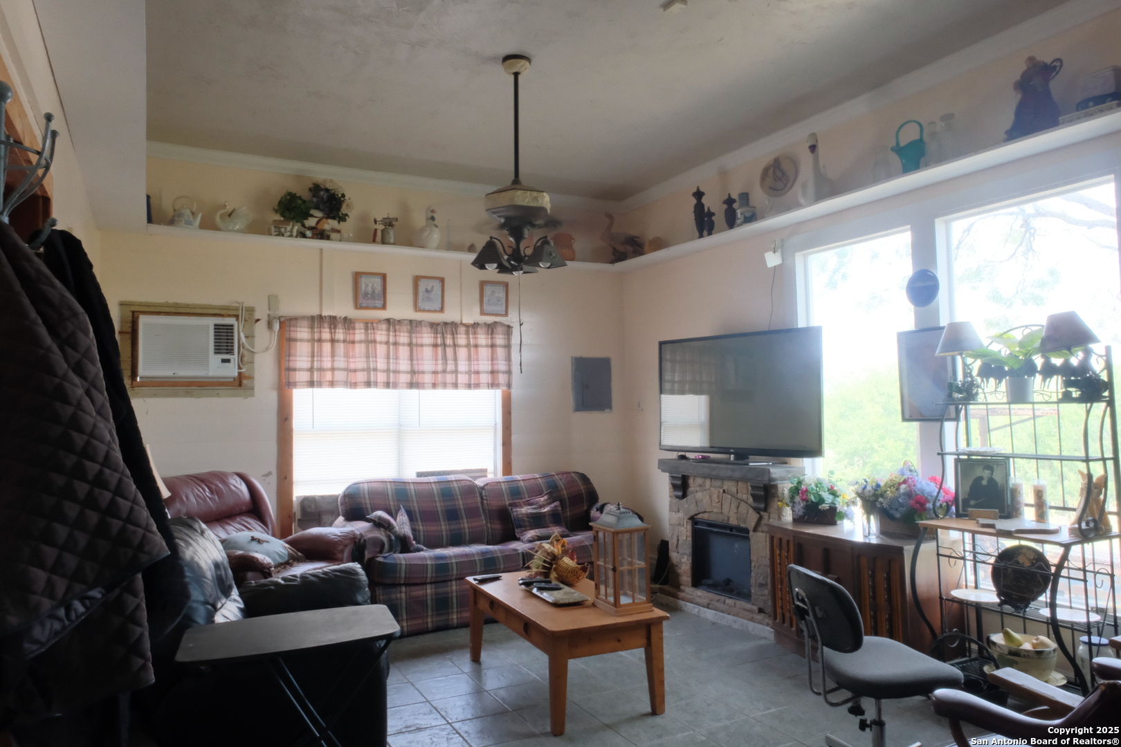 17585 Fargoer, ,  78124 — photo 1