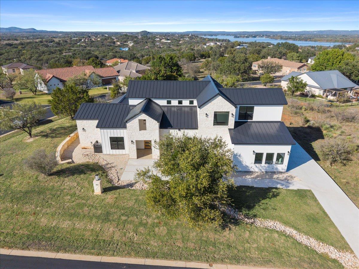 102 Mountain Home, Horseshoe Bay, TX 78657 — photo 1
