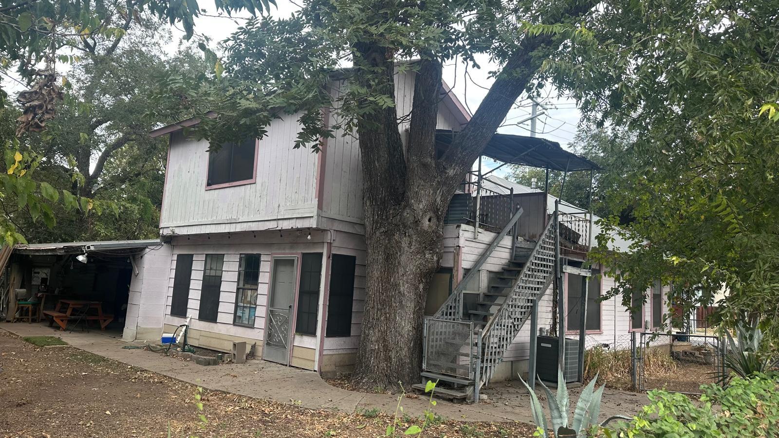 40  Waller St, Austin, TX 78702 — photo 1
