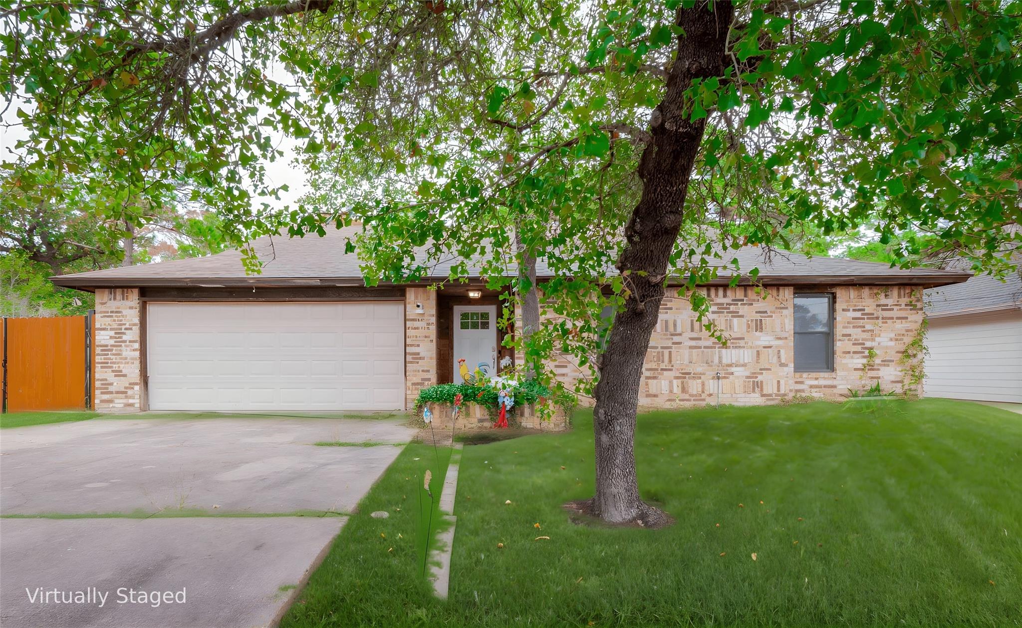 108 Lei, Bastrop, TX 78602 — photo 1