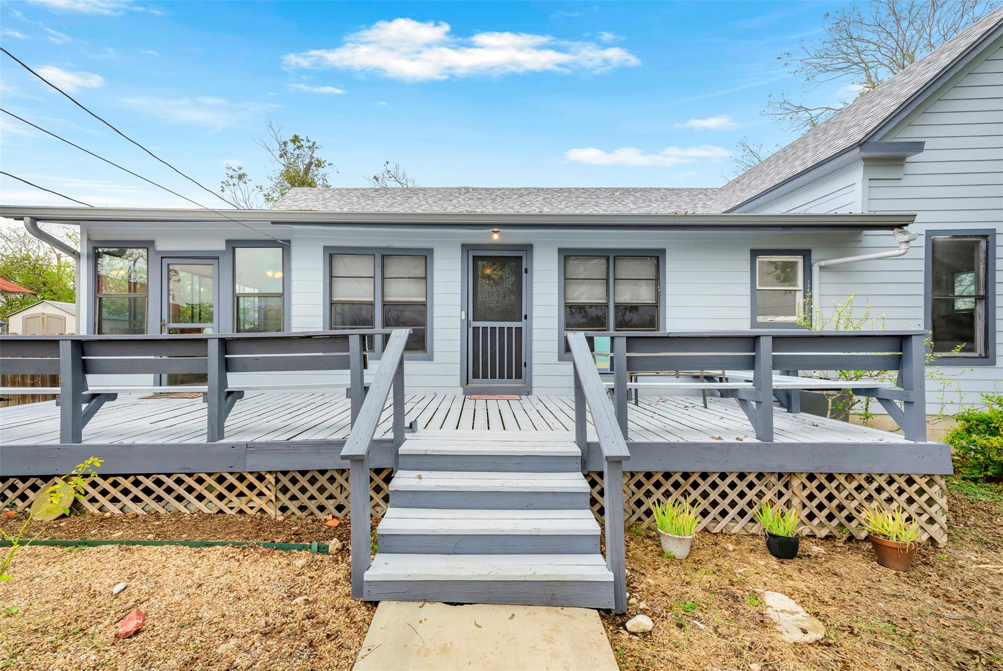 2102 Staples, San Marcos, TX 78666 — photo 1