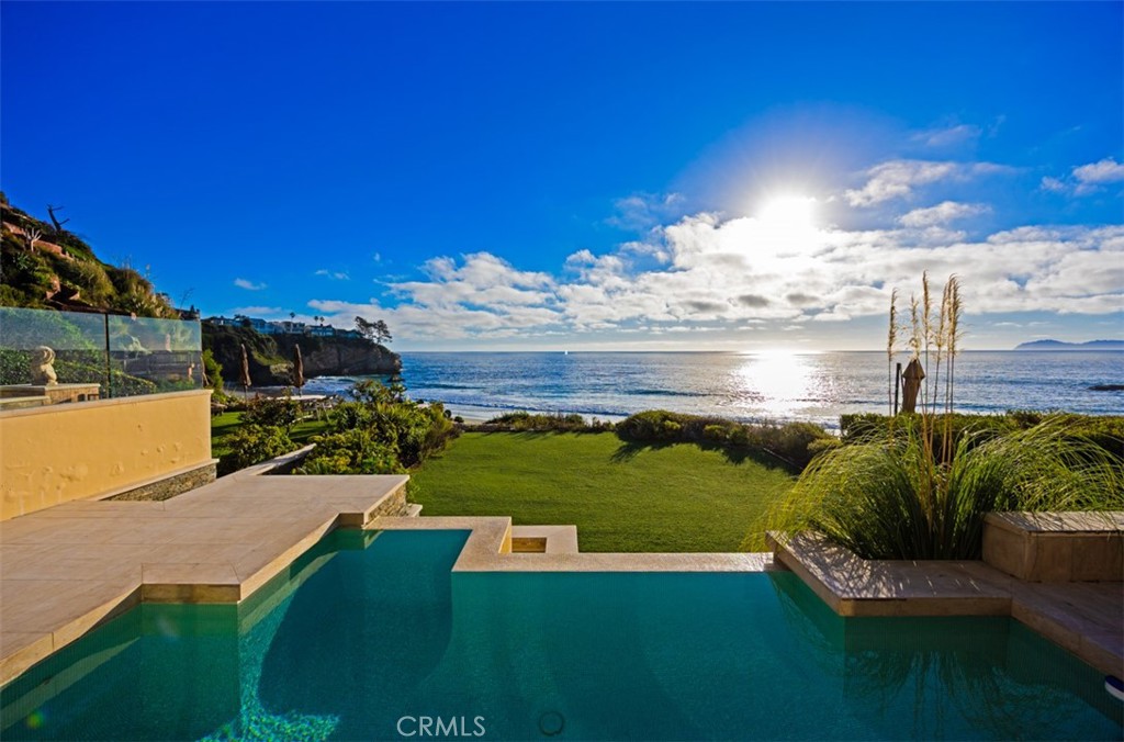 25 Bay, Laguna Beach, CA 92651 — photo 1