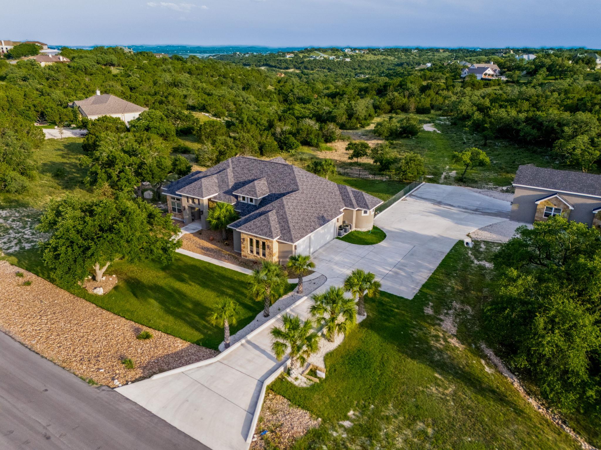 346 Blackbird, Spring Branch, TX 78070 — photo 1