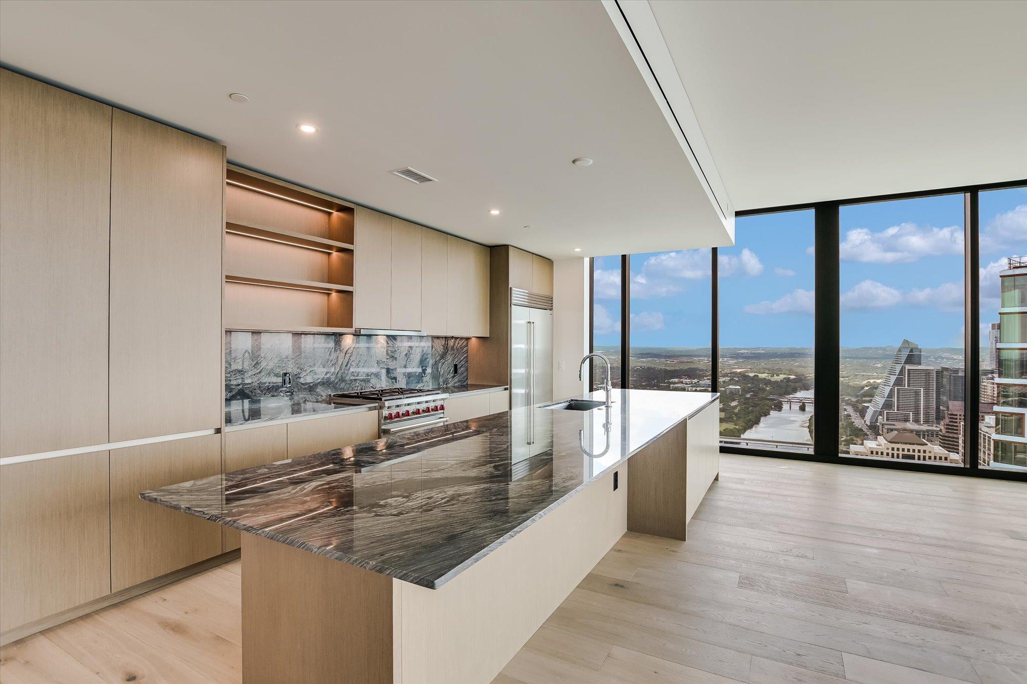 610 Davis, Austin, TX 78701 — photo 1
