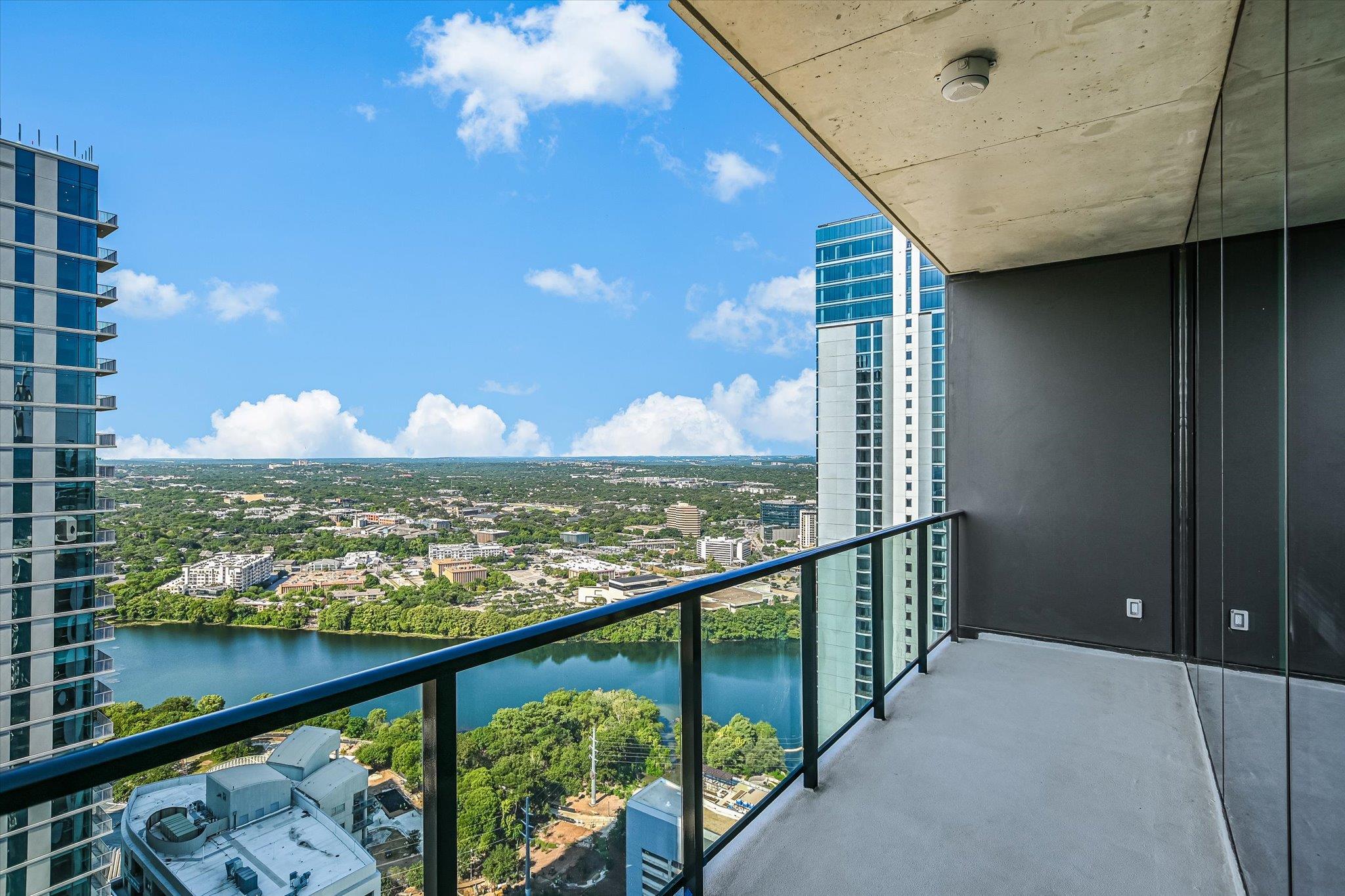 610  Davis St  #3801, Austin, TX 78701 — photo 1