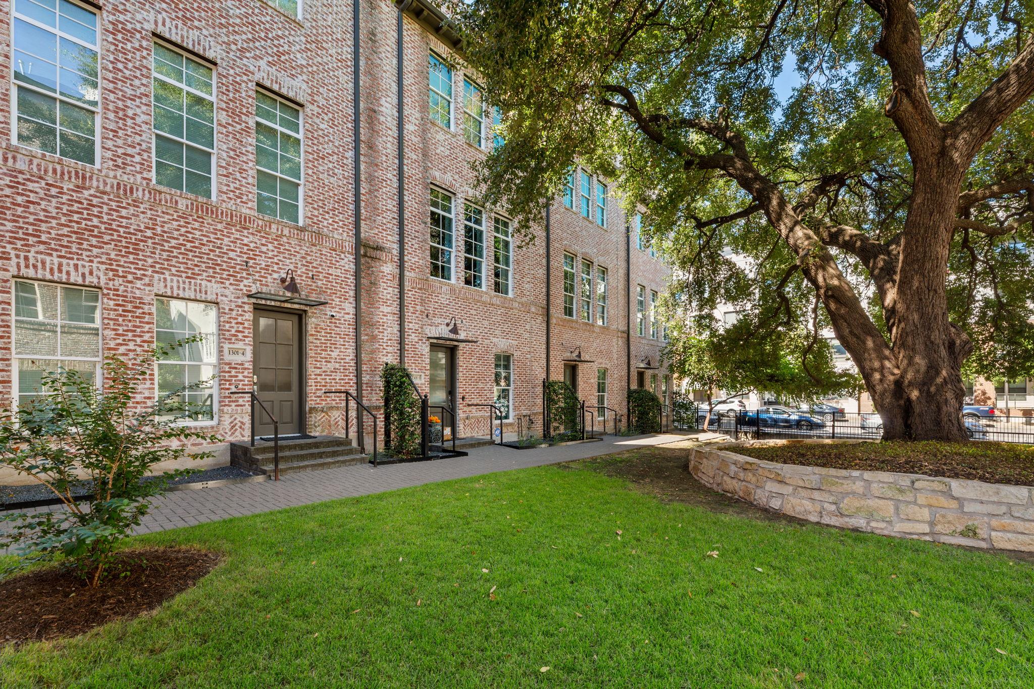 1301 Town Creek, Austin, TX 78741 — photo 1