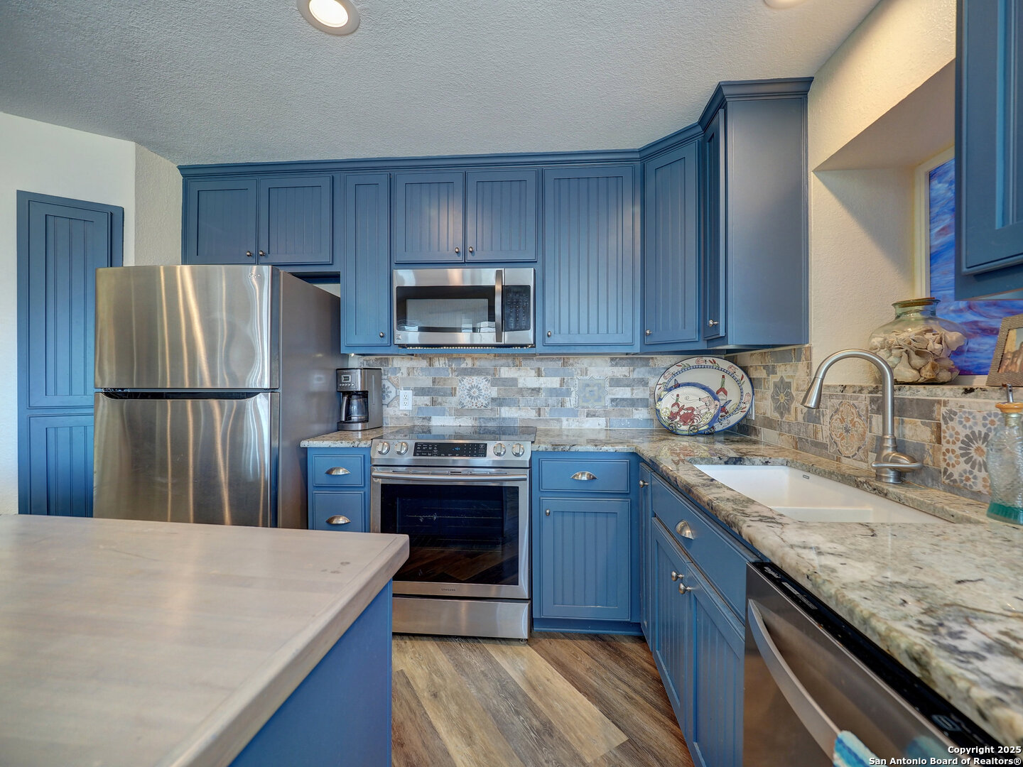 103 DRIFTWOOD, ,  78336 — photo 1