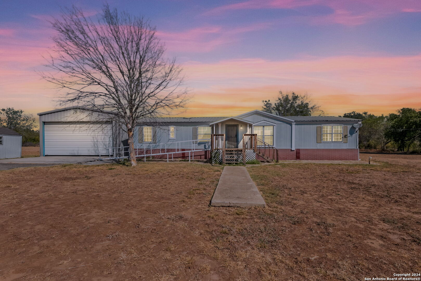 337 COUNTY ROAD 2518, ,  78057 — photo 1