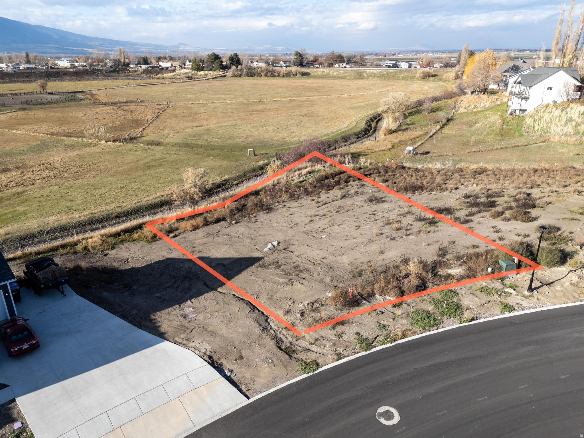69 N 850 W, Hyrum, UT 84319 — photo 1