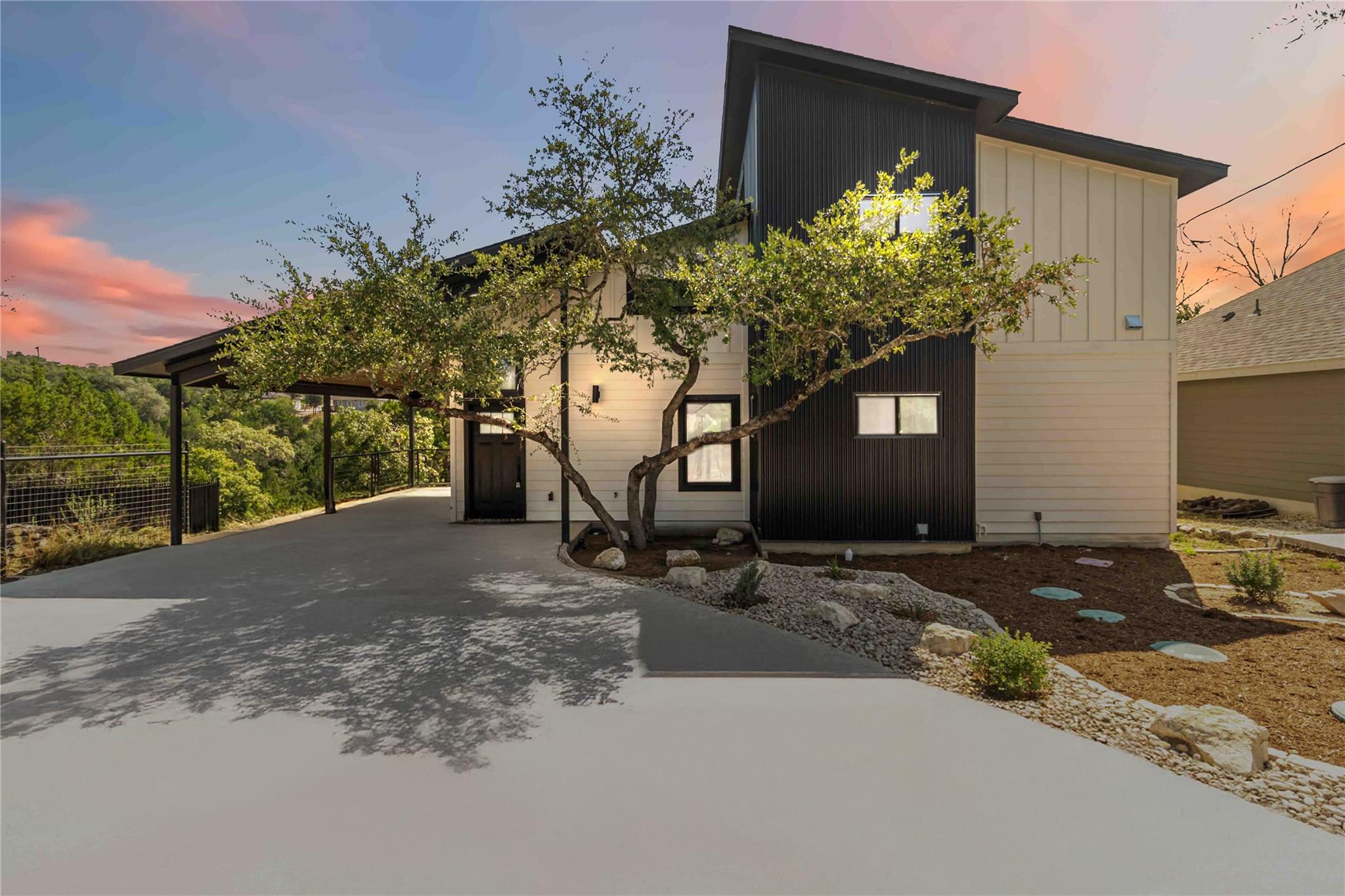 2024 Ronda, Canyon Lake, TX 78133 — photo 1