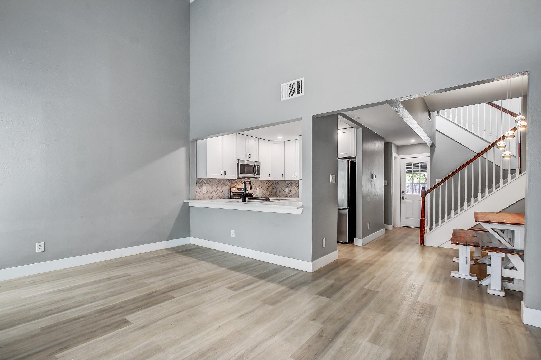 1010  Rundberg Ln  #24, Austin, TX 78758 — photo 1
