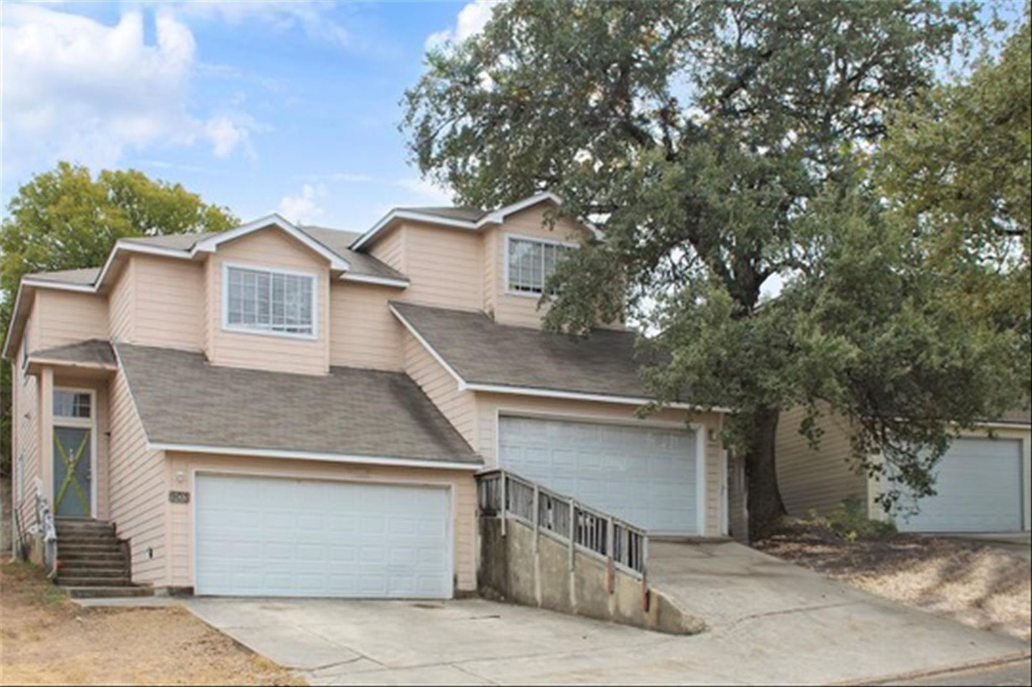 903/905 Sagewood, San Marcos, TX 78666 — photo 1