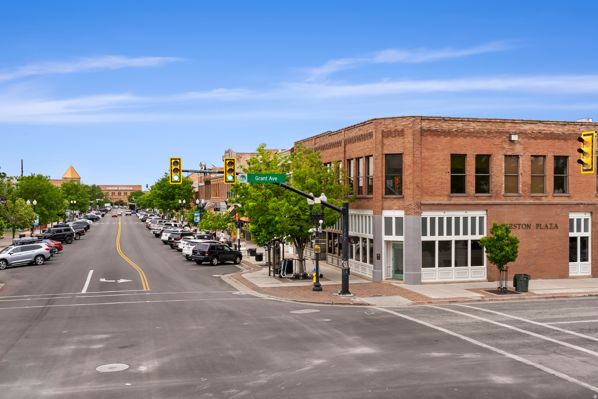 290 E 25TH ST, Ogden, UT 84401 — photo 1