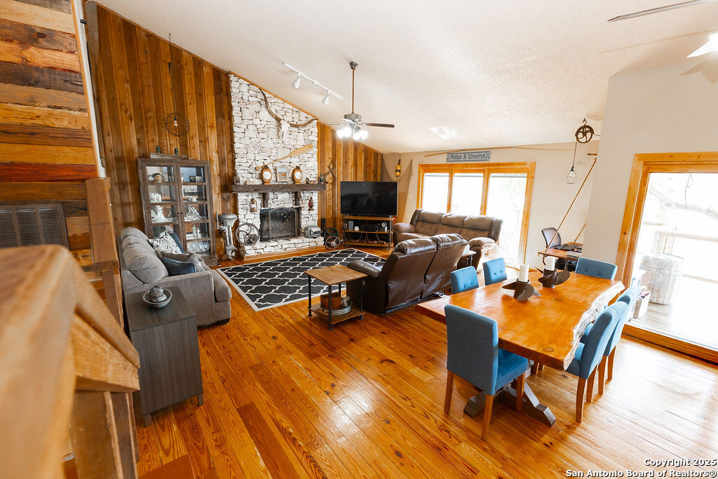 309 & 314 Sunset, Lakehills, TX 78063 — photo 1