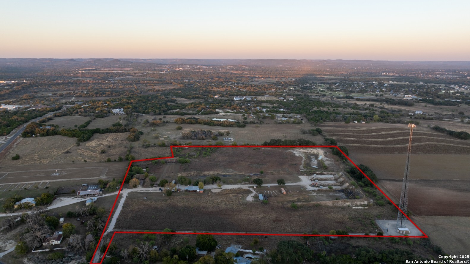 21.4 +/- AC FM 1077, Bandera, TX 78003 — photo 1