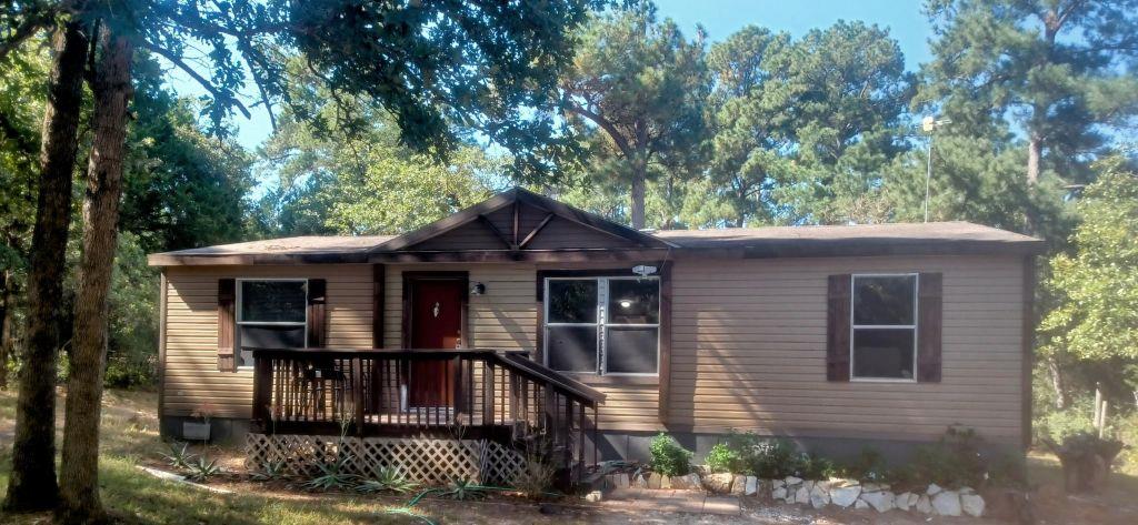 172  Pine Canyon Dr, Smithville, TX 78957 — photo 1
