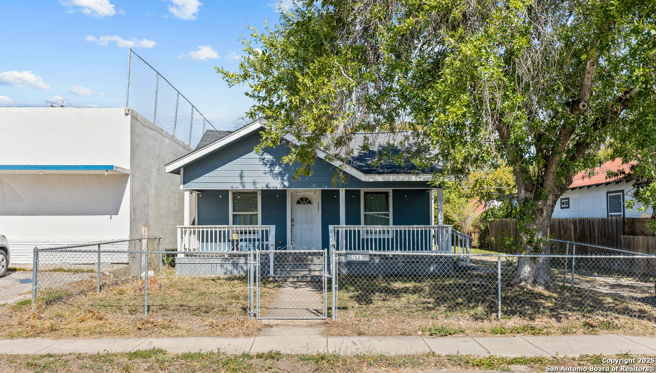2537 W Southcross, San Antonio, TX 78211 — photo 1