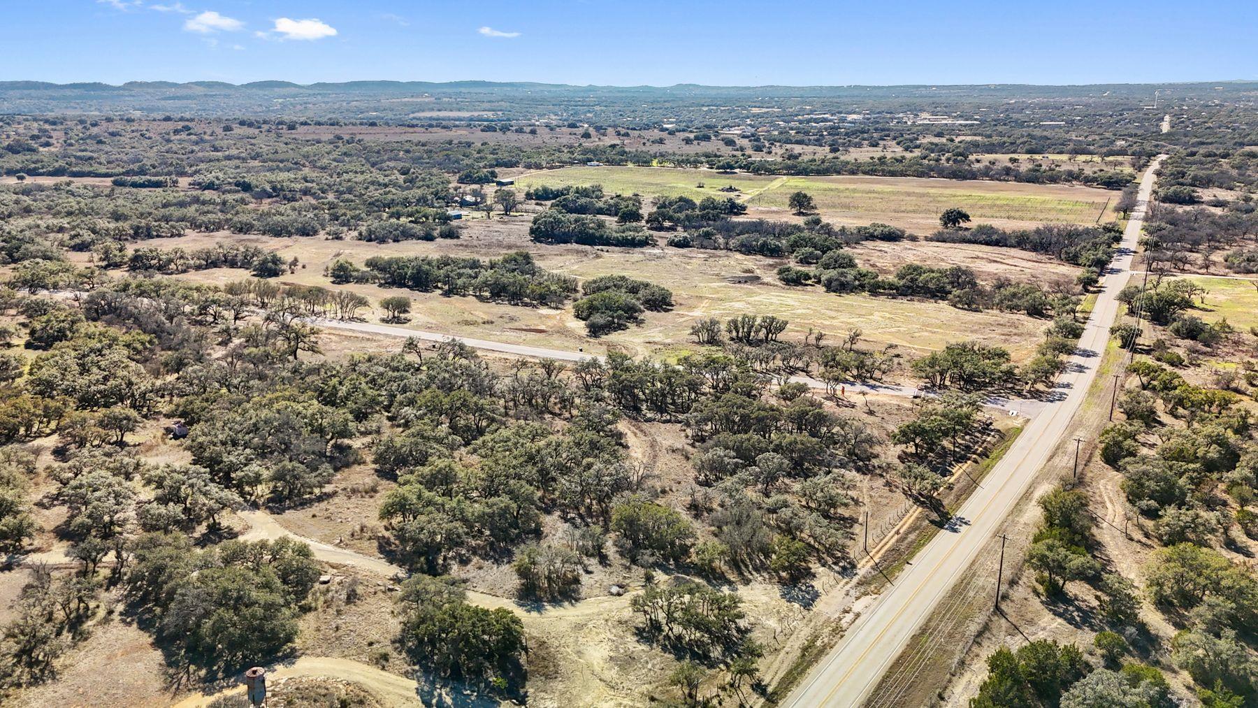 1422  RM 2766 None, Johnson City, TX 78636 — photo 1