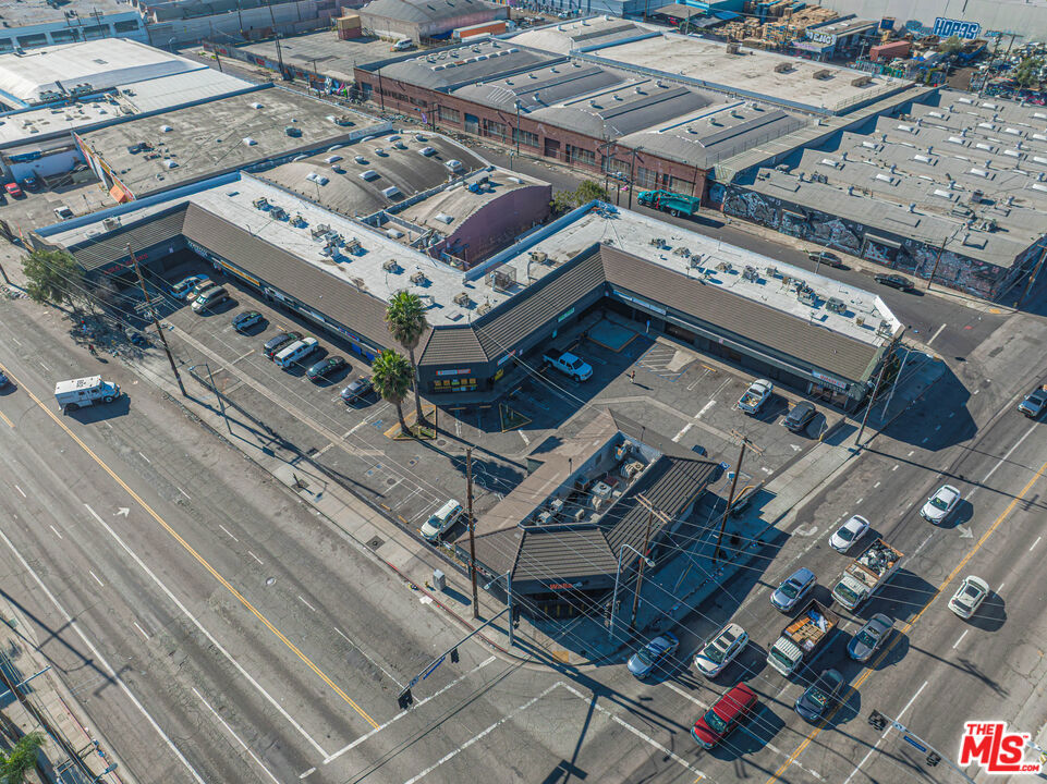 1901 S Alameda Street, Los Angeles, CA 90058 — photo 1