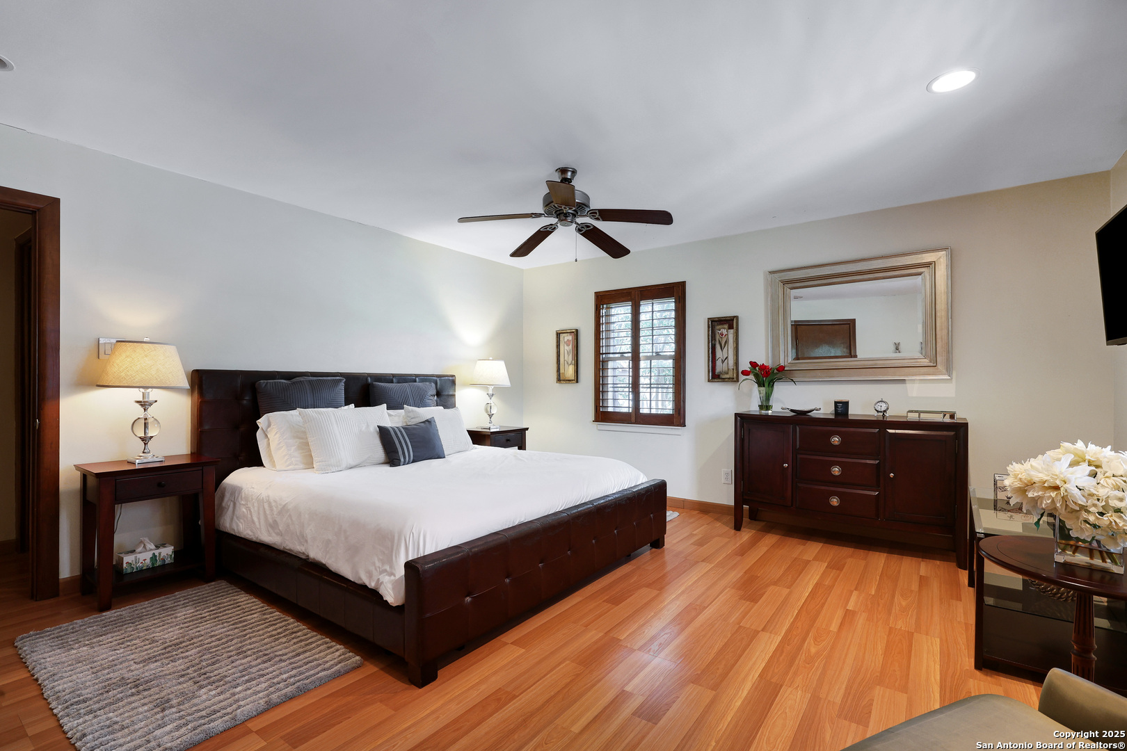 8715 Starcrest, San Antonio, TX 78217 — photo 1
