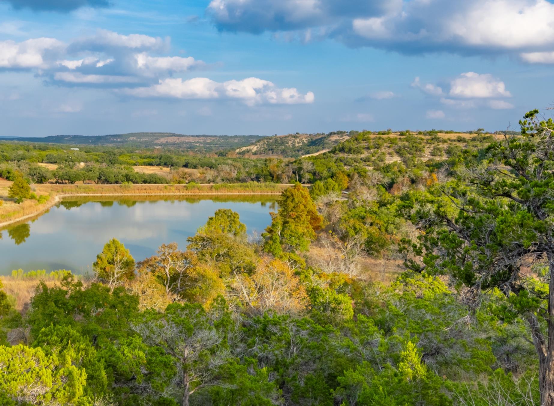518 Curly H Ranch, Dripping Springs, TX 78620 — photo 1