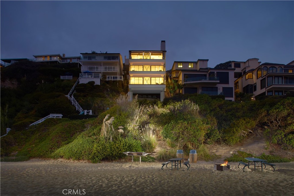 33 Bay Drive, Laguna Beach, CA 92651 — photo 1